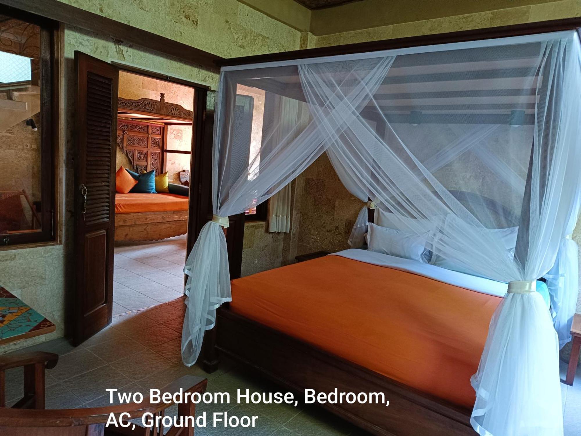 Guci Guesthouses ウブド エクステリア 写真