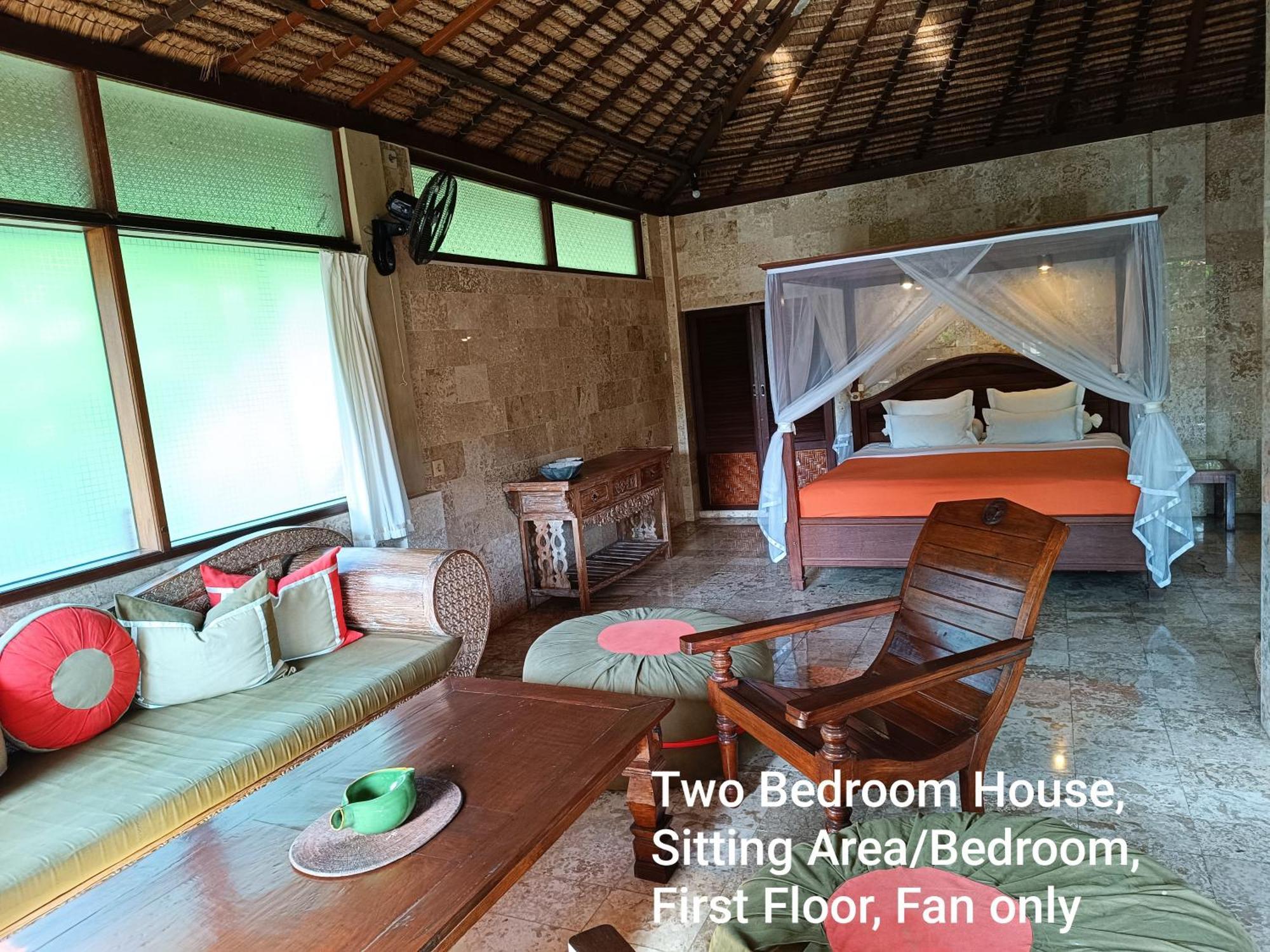Guci Guesthouses ウブド エクステリア 写真